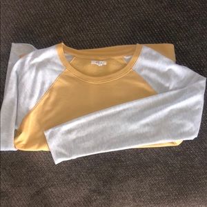 MAURICES LONG SLEEVE YELLOW/MUSTARD TOP!